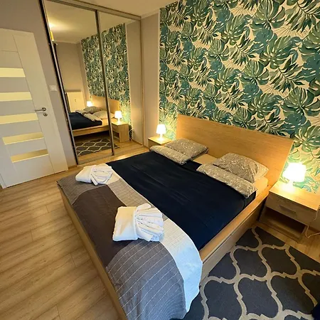 Apartment A&b *